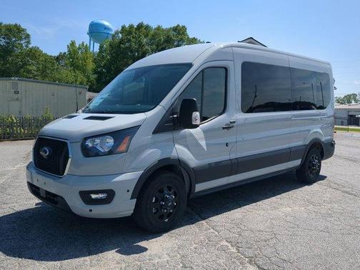 2025 Ford Transit-350 XLT