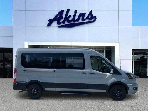 2025 Ford Transit-350 XLT