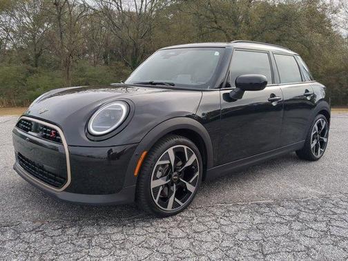 2025 MINI Hardtop Cooper
