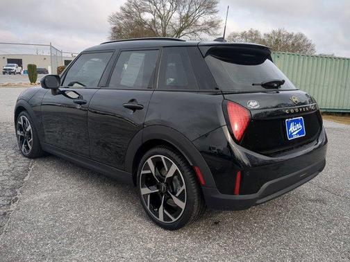 2025 MINI Hardtop Cooper