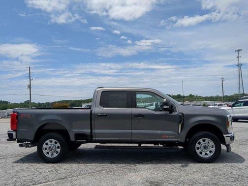 2024 Ford F-250 XLT
