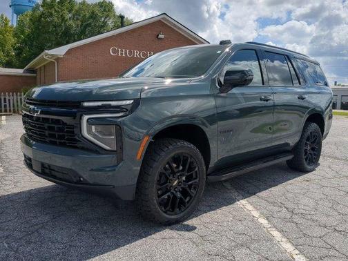 2025 Chevrolet Tahoe RST