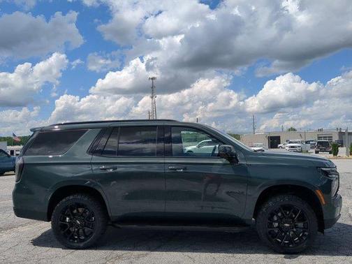 2025 Chevrolet Tahoe RST