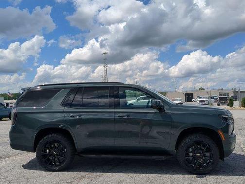 2025 Chevrolet Tahoe RST