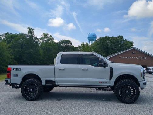2025 Ford F-350 Platinum