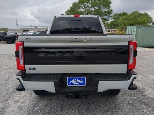 2025 Ford F-350 Platinum
