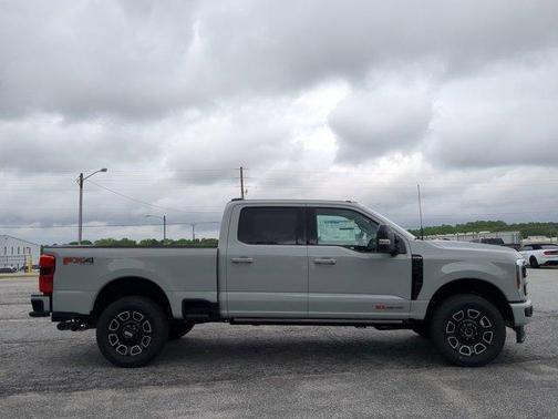 2025 Ford F-350 Platinum