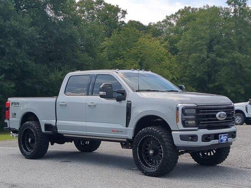 2025 Ford F-350 Platinum