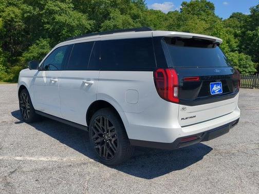Star White 2026 Ford Expedition Platinum