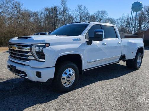 2024 Chevrolet Silverado 3500 High Country
