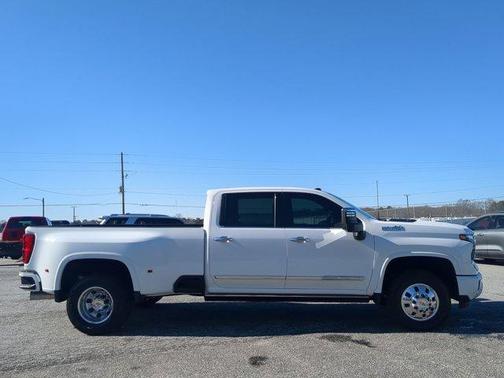 2024 Chevrolet Silverado 3500 High Country