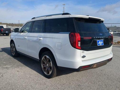 2026 Ford Expedition King Ranch