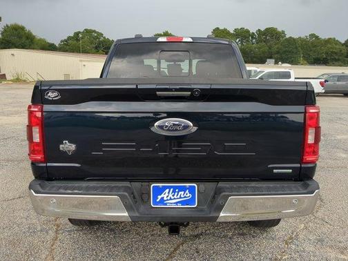 Antimatter Blue Metallic 2022 Ford F-150 XLT