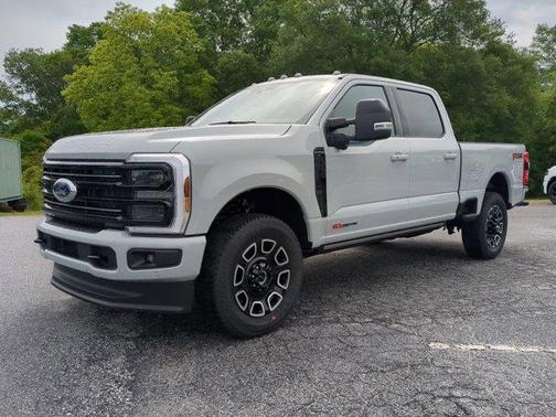 2025 Ford F-250 Platinum