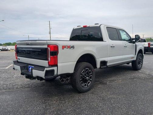 2025 Ford F-250 Platinum