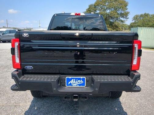 2026 Ford F-250 Platinum