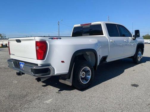 2022 Chevrolet Silverado 3500 LT