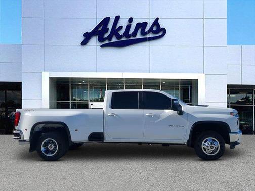 2022 Chevrolet Silverado 3500 LT