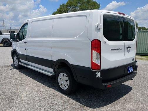 2023 Ford Transit-250
