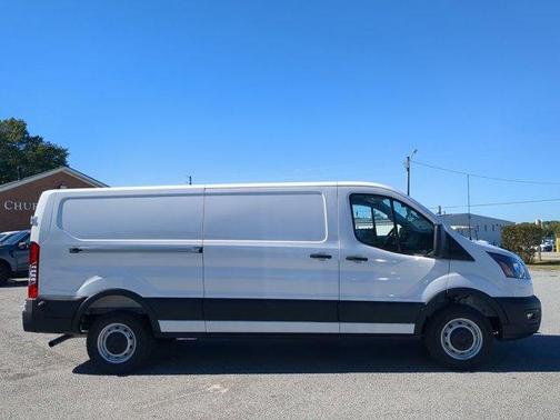 2025 Ford Transit-250 XL