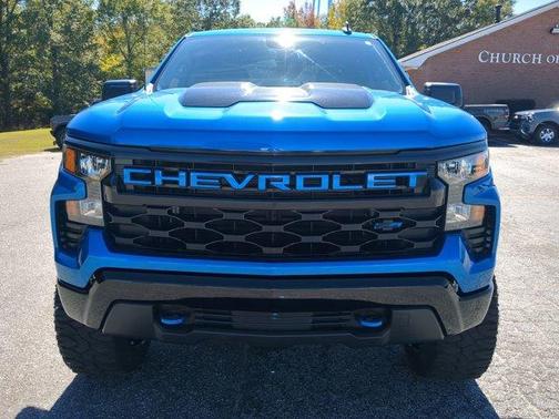 2022 Chevrolet Silverado 1500 Custom Trail Boss