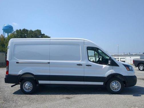 2025 Ford Transit-350 148 WB Medium Roof Cargo