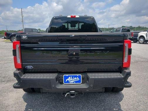2025 Ford F-450 Platinum