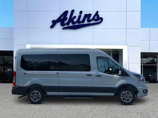 2025 Ford Transit-350 XLT