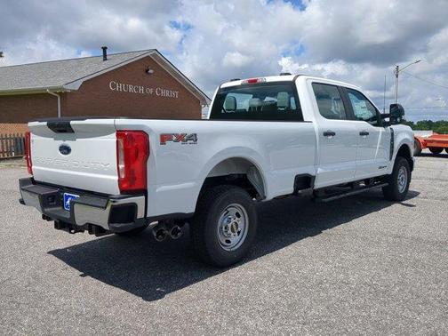 2025 Ford F-250 XL