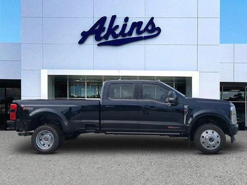 2025 Ford F-450 King Ranch