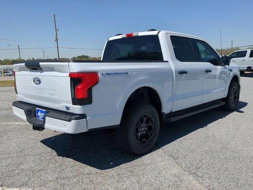 2025 Ford F-150 Lightning XLT