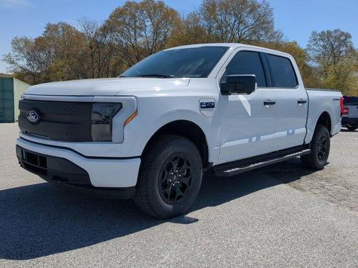 2025 Ford F-150 Lightning XLT