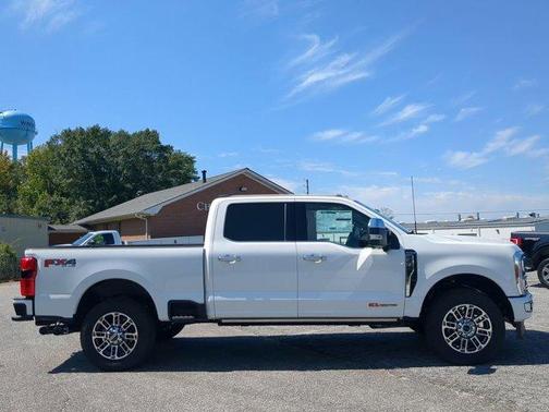 2026 Ford F-250 Platinum