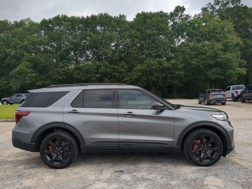 Carbonized Gray Metallic 2023 Ford Explorer ST