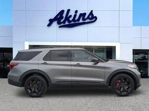 Carbonized Gray Metallic 2023 Ford Explorer ST