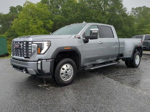2024 GMC Sierra 3500 Denali
