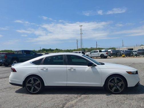 Platinum White Pearl 2025 Honda Accord Hybrid Sport