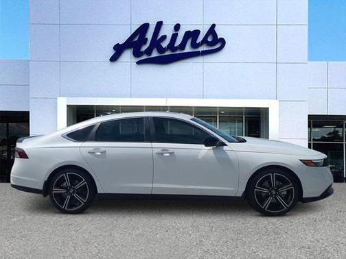 Platinum White Pearl 2025 Honda Accord Hybrid Sport