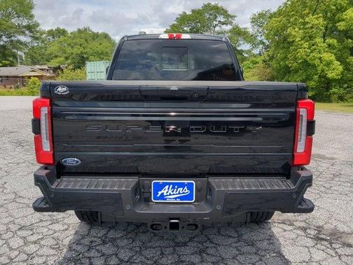 2025 Ford F-250 Platinum