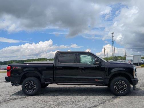 2025 Ford F-250 Platinum