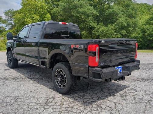 2025 Ford F-250 Platinum