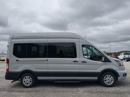 2024 Ford Transit-350 XLT