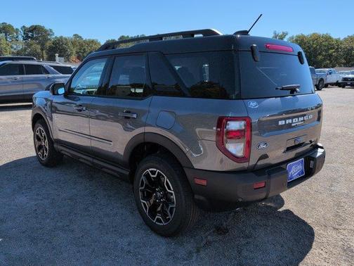 Carbonized Gray 2026 Ford Bronco Sport Outer Banks