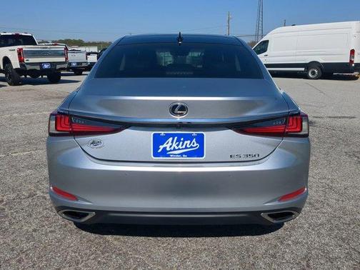 2025 Lexus ES 350 Ultra Luxury