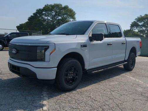 2025 Ford F-150 Lightning XLT