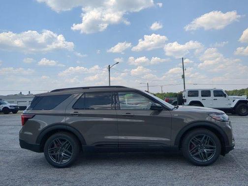 Gray 2026 Ford Explorer ST-Line