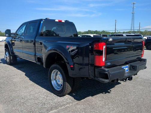 2025 Ford F-450 Platinum