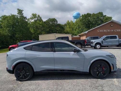 2025 Ford Mustang Mach-E GT