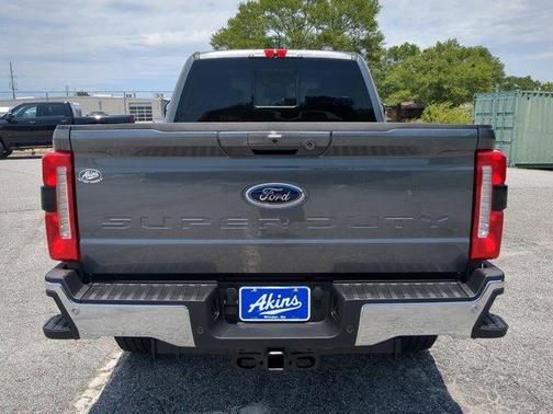 2025 Ford F-350 Lariat Super Duty