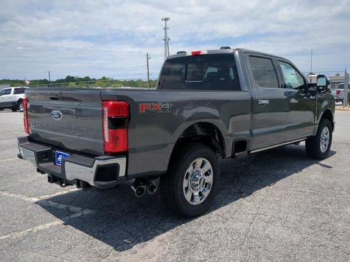 2025 Ford F-350 Lariat Super Duty